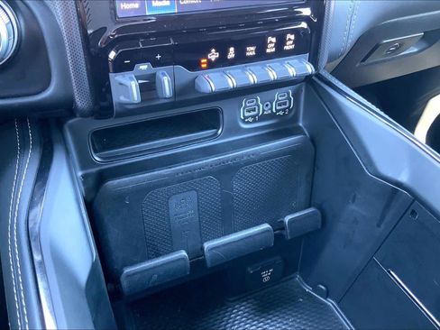 Used 2023 RAM 1500 Limited AWD/4WD image 28