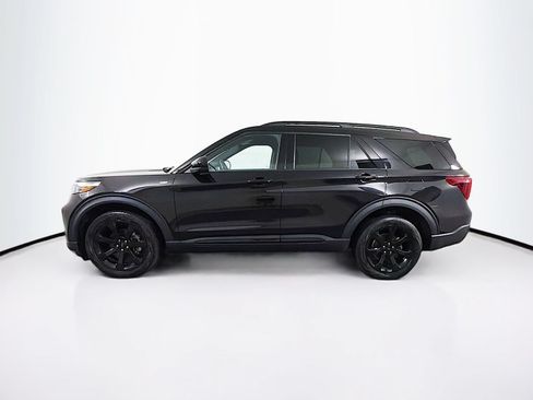 Used 2023 Ford Explorer ST-Line AWD/4WD image 4