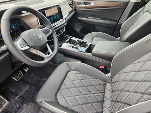 New 2026 Volkswagen Atlas SEL Premium R-Line AWD/4WD image 8