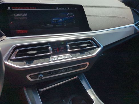 Used 2022 BMW X5 sDrive40i w/ Executive Package image 30