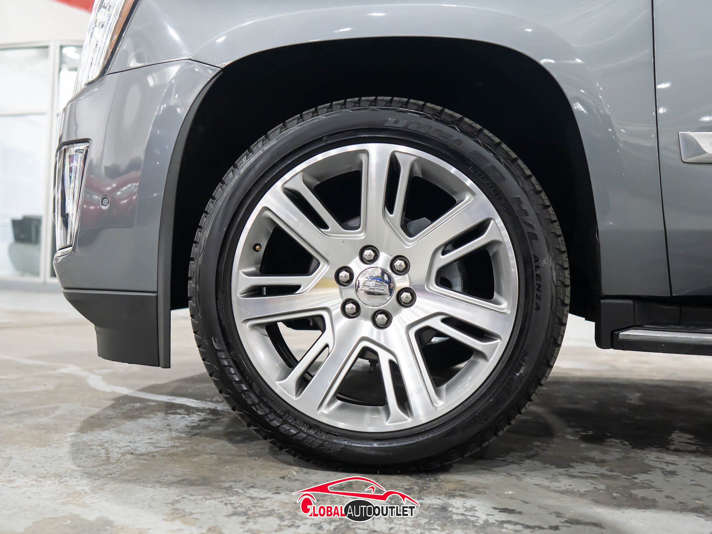 Used 2019 Cadillac Escalade ESV Luxury AWD/4WD image 9
