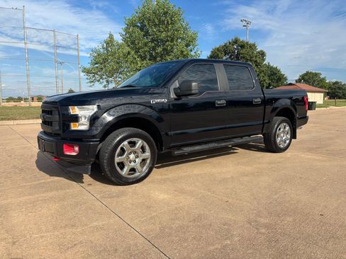 Used 2017 Ford F150 XL w/ Equipment Group 101A Mid AWD/4WD image 2