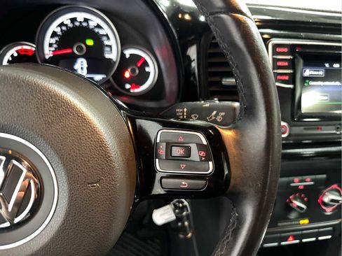 Used 2019 Volkswagen Beetle 2.0T S image 15