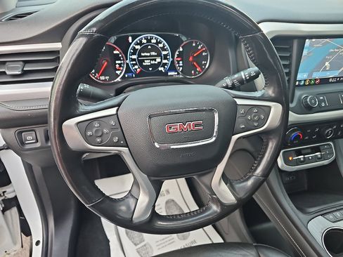 Used 2021 GMC Acadia SLT w/ Technology Package image 15