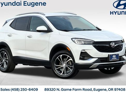 Used 2020 Buick Encore GX Essence w/ Advanced Technology Package image 1