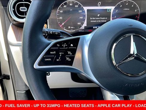 Used 2023 Mercedes-Benz GLC 300 4MATIC image 11