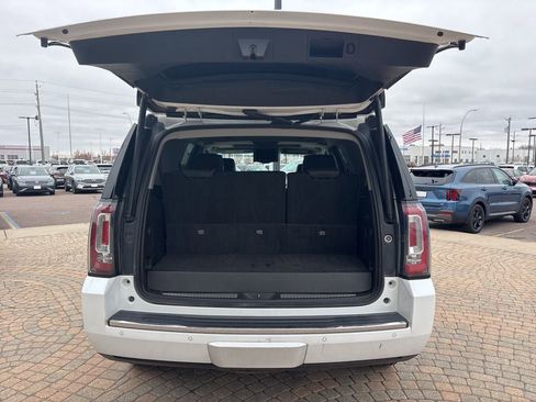 Used 2016 GMC Yukon Denali w/ Open Road Package image 36