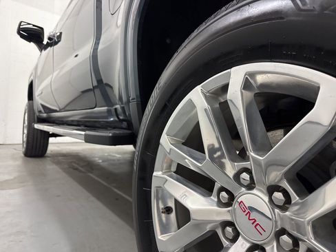 Used 2019 GMC Sierra 1500 SLT image 18