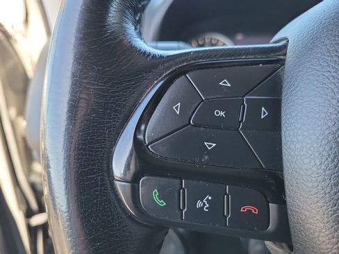 Certified 2020 Jeep Renegade Altitude w/ UConnect 8.4 Nav Group image 5