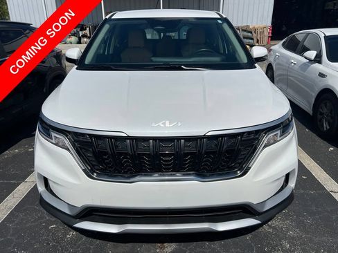 Certified 2023 Kia Carnival LX FWD image 2
