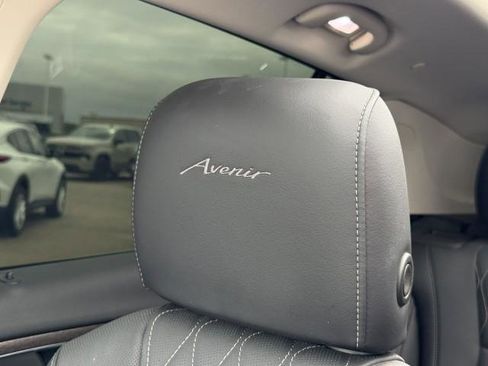 Used 2023 Buick Envision Avenir AWD/4WD image 19