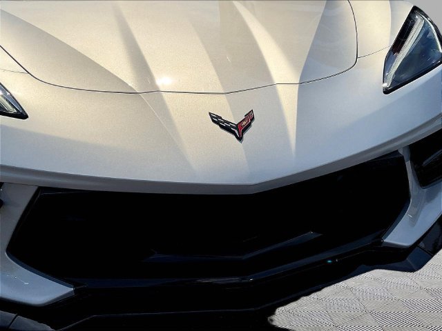 Used 2021 Chevrolet Corvette Stingray Convertible w/ Z51 Performance Package RWD image 29