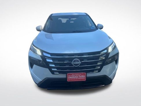 Used 2024 Nissan Rogue SV AWD/4WD image 43