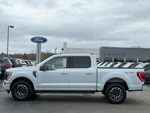 Certified 2022 Ford F150 XLT w/ Equipment Group 302A High image 44