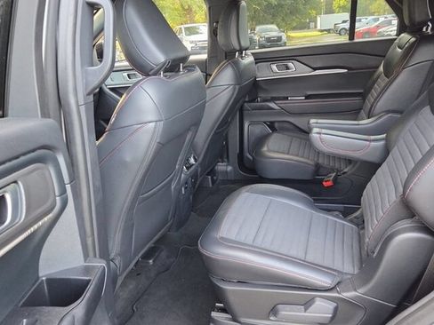 Used 2026 Ford Explorer ST-Line AWD/4WD image 8