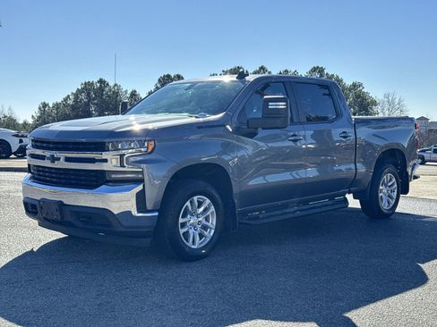 Used 2021 Chevrolet Silverado 1500 LT w/ Max Trailering Package image 5