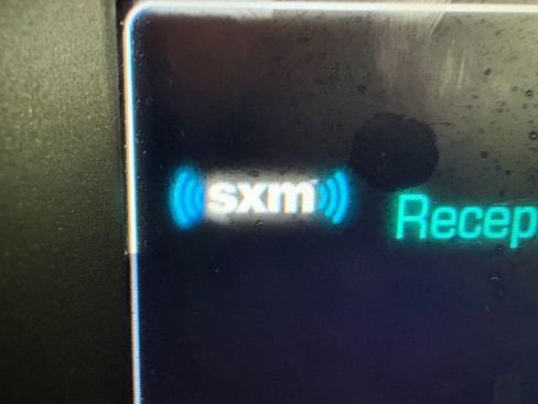 Used 2017 GMC Canyon SLE w/ SLE Convenience Package image 11