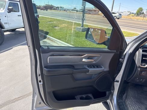 Used 2019 RAM 1500 Big Horn AWD/4WD image 8