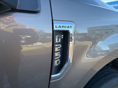 Used 2022 Ford F250 Lariat w/ Lariat Ultimate Package image 10