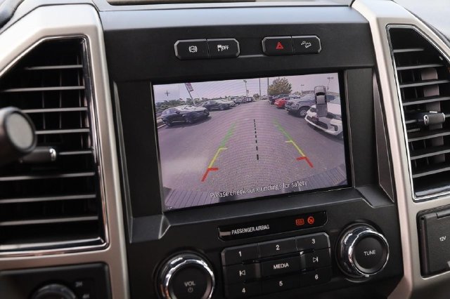 Used 2021 Ford F250 Lariat w/ Lariat Ultimate Package AWD/4WD image 20