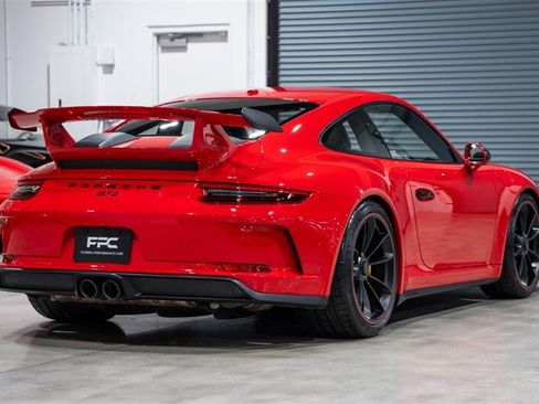 Used 2019 Porsche 911 GT3 RWD image 13