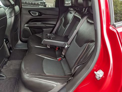 Certified 2022 Jeep Compass High Altitude image 9