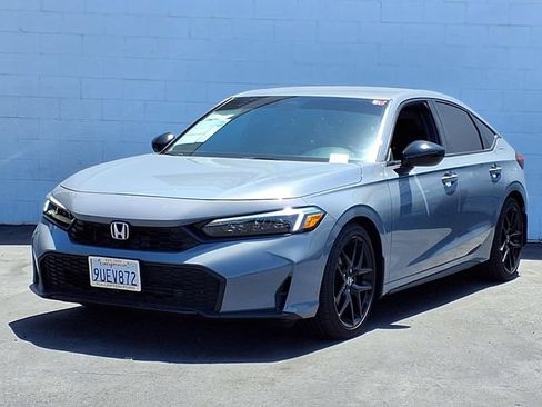 Used 2025 Honda Civic Sport image 2
