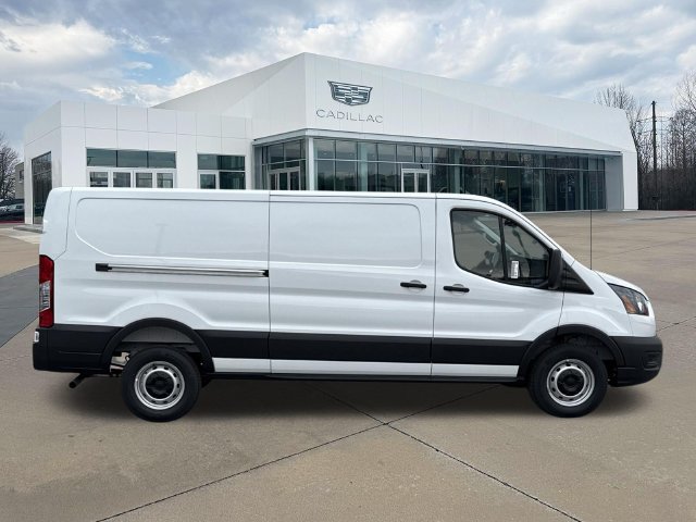 Used 2027 Ford Transit 250 Low Roof RWD image 2
