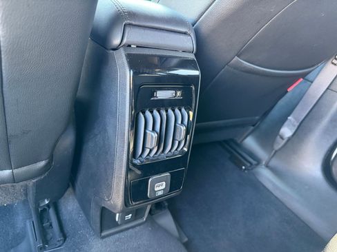 Used 2025 Jeep Compass Trailhawk w/ Trailer Tow Group image 23