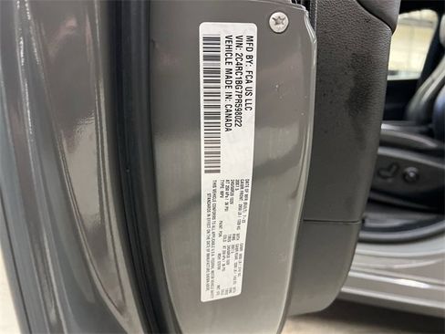 Used 2023 Chrysler Pacifica Touring-L w/ S Appearance Package image 26