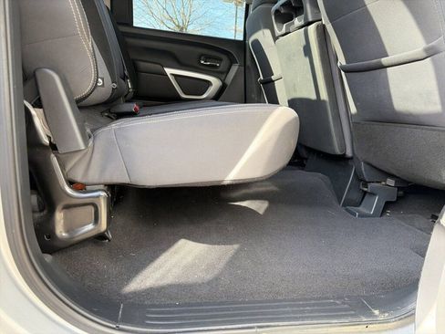 Used 2021 Nissan Titan SV w/ Off Road Protection Package image 28