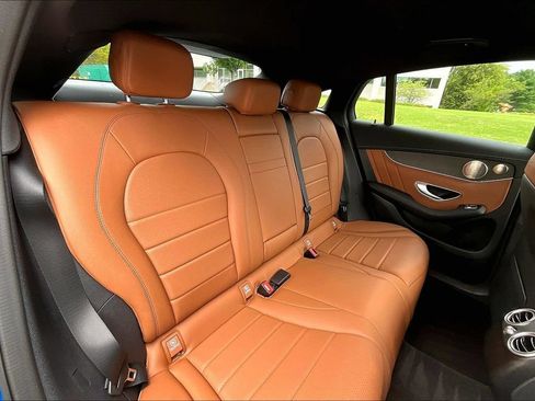 Used 2023 Mercedes-Benz GLC 300 4MATIC Coupe image 29