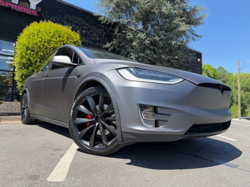 Used 2018 Tesla Model X 100D image 8