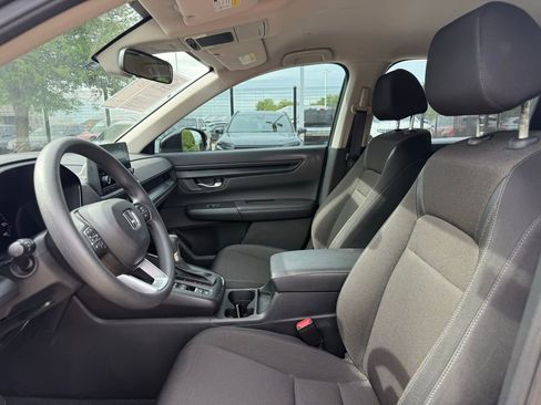 Used 2023 Honda CR-V LX image 10