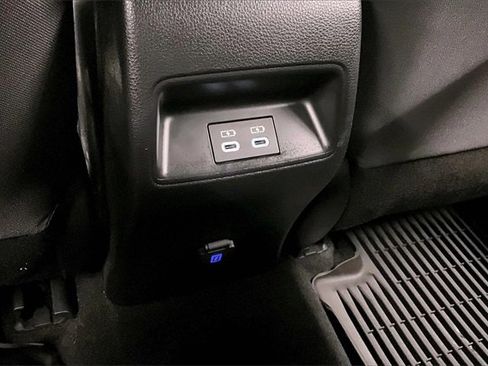 Used 2023 Toyota Corolla SE image 28