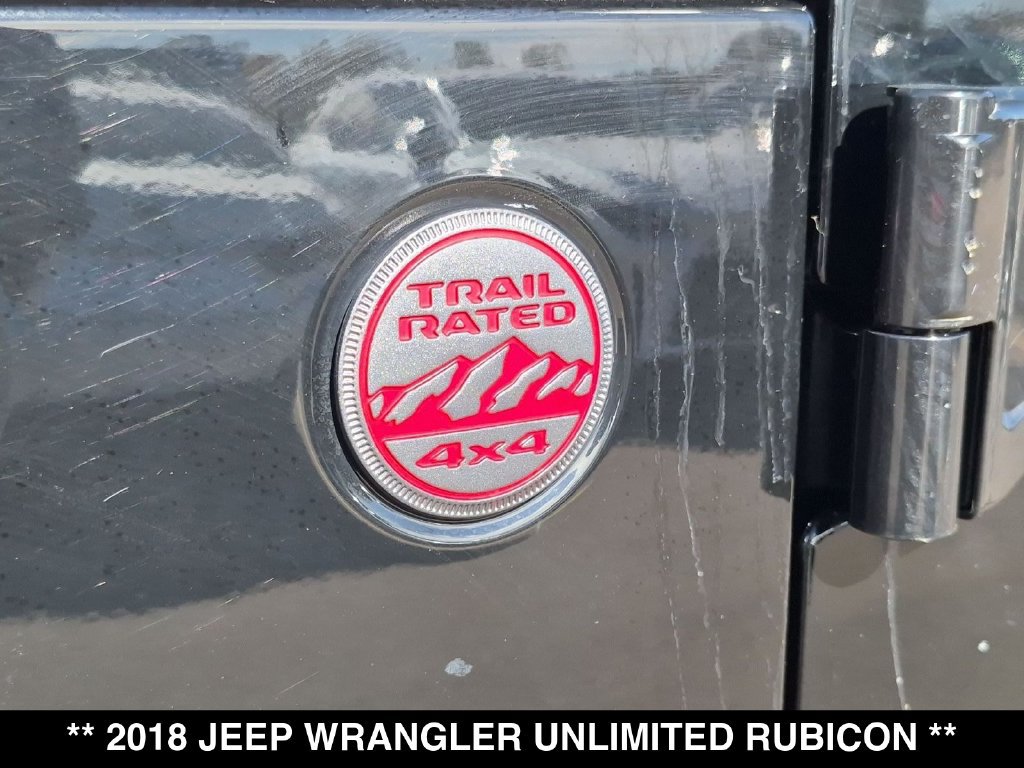 Used 2018 Jeep Wrangler Unlimited Rubicon w/ Dual Top Group AWD/4WD image 18