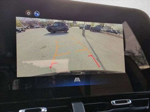 New 2026 Chevrolet Equinox ACTIV AWD/4WD image 13