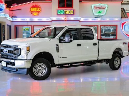 Used 2022 Ford F250 XL w/ Power Equipment Group image 2