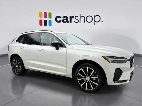 Used 2025 Volvo XC60 B5 Plus image 7
