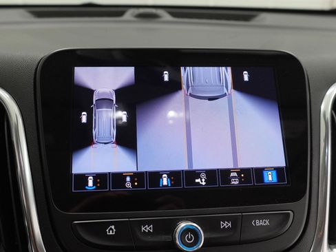 Used 2022 Chevrolet Equinox LT FWD image 23