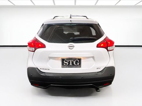 Used 2020 Nissan Kicks SV w/ Exterior Package image 5