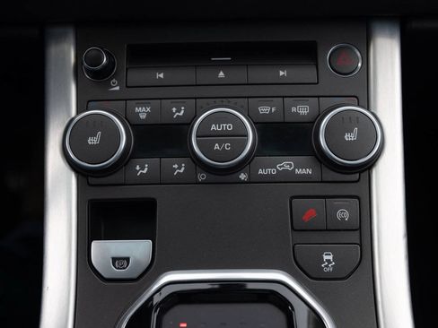 Used 2015 Land Rover Range Rover Evoque Pure Premium AWD/4WD image 36