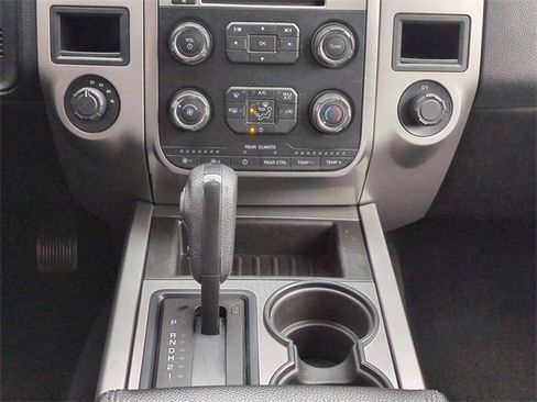 Used 2017 Ford Expedition XLT w/ Equipment Group 201A image 21