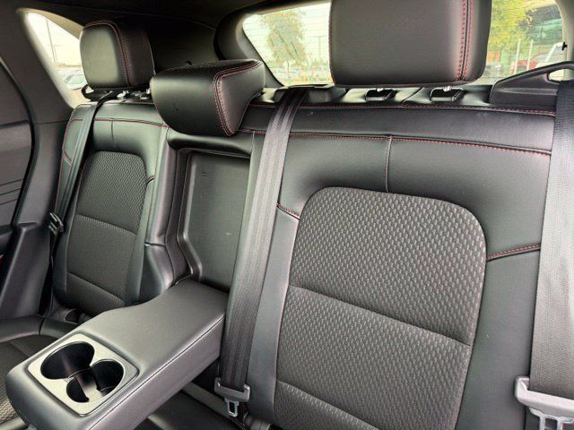 Certified 2025 Ford Escape ST-Line AWD/4WD image 21