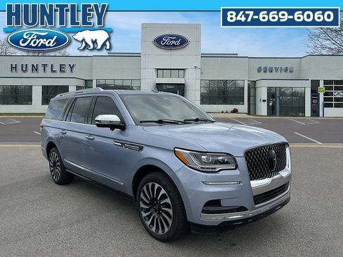 Used 2023 Lincoln Navigator L Black Label AWD/4WD image 4