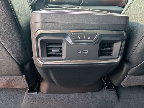 Used 2026 GMC Sierra 1500 Denali AWD/4WD image 24