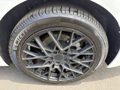 Used 2018 Toyota Camry SE FWD image 30