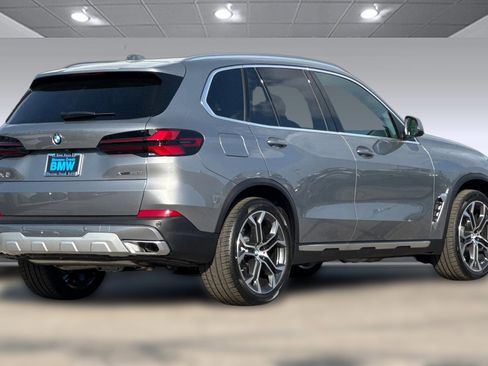 New 2026 BMW X5 xDrive40i image 8
