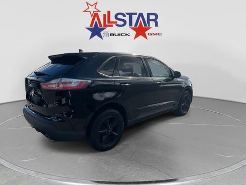 Used 2020 Ford Edge SE FWD image 7