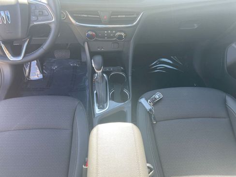 Used 2025 Buick Encore GX Preferred image 40
